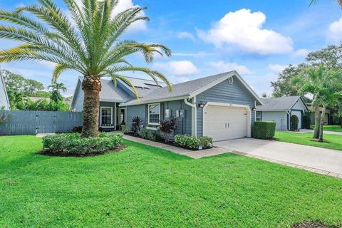 364 Park Forest Way Wellington FL 33414