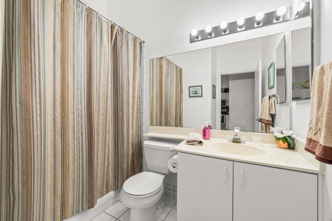 SUN VALLEY EAST CONDO - Residential