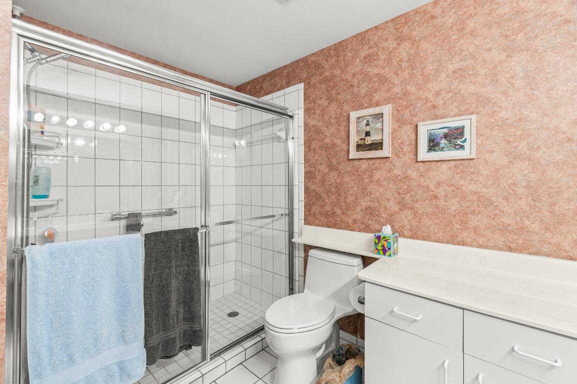 SUN VALLEY EAST CONDO - Residential