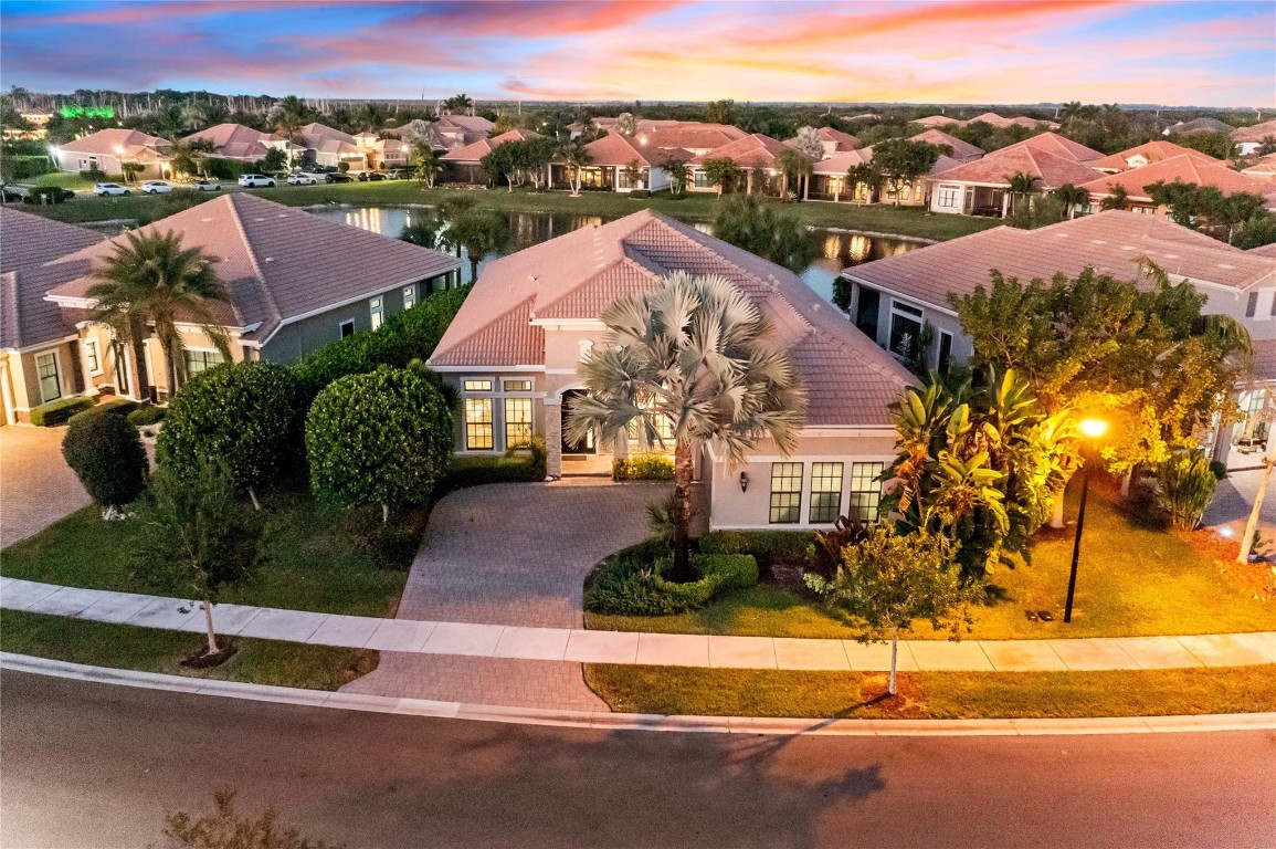 Four Seasons at Parkland - Residential