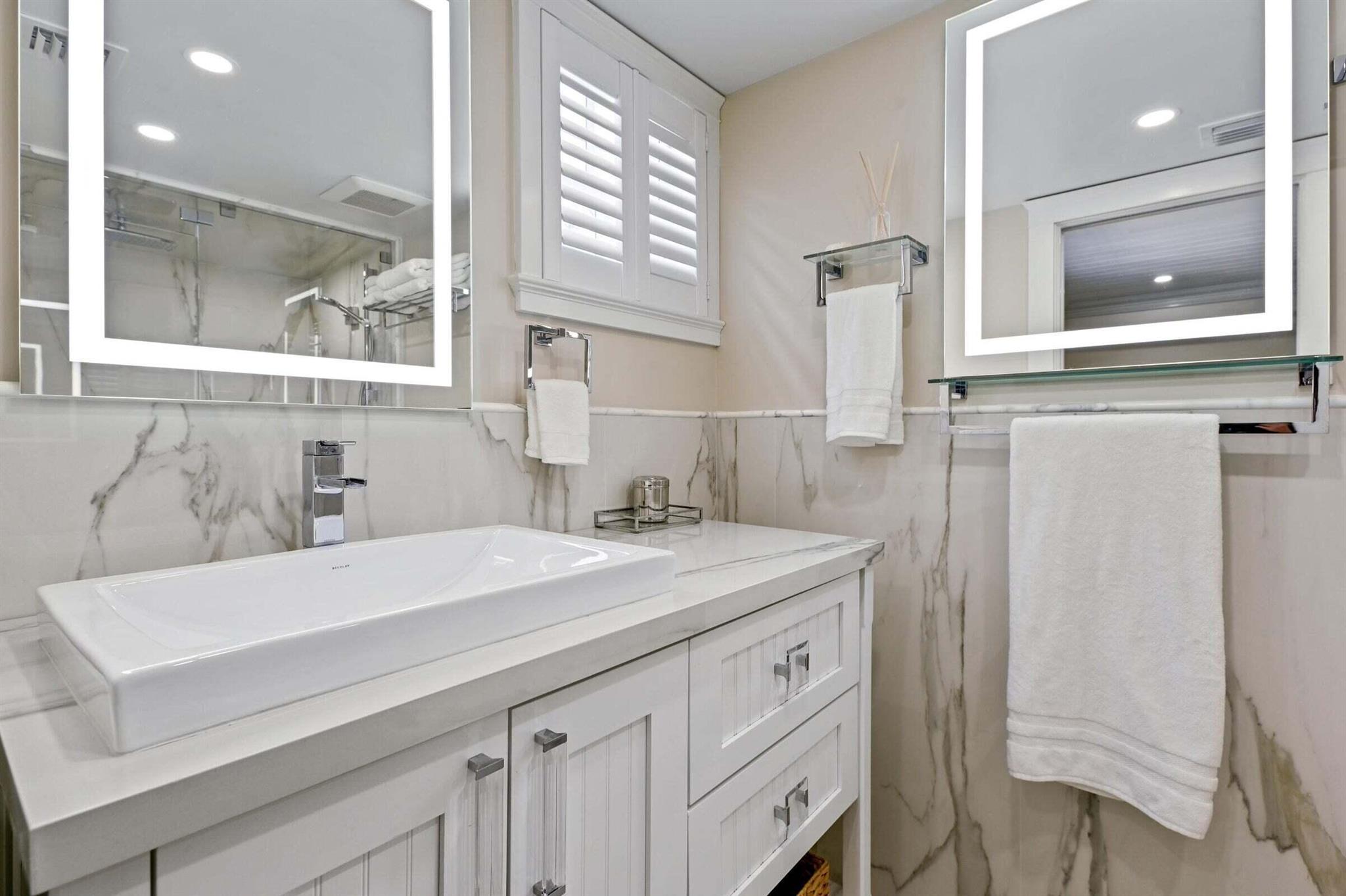 Ocean Manor Cond - Residential