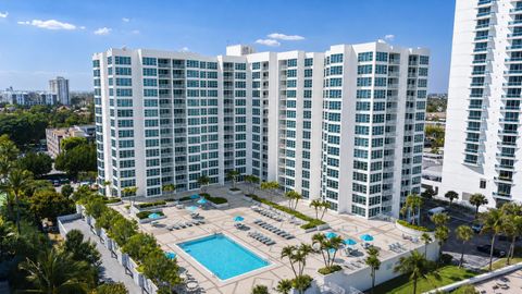 Tiny photo for 1620 S Ocean Boulevard #8H, Lauderdale By The Sea, FL 33062 (MLS # B26051528)
