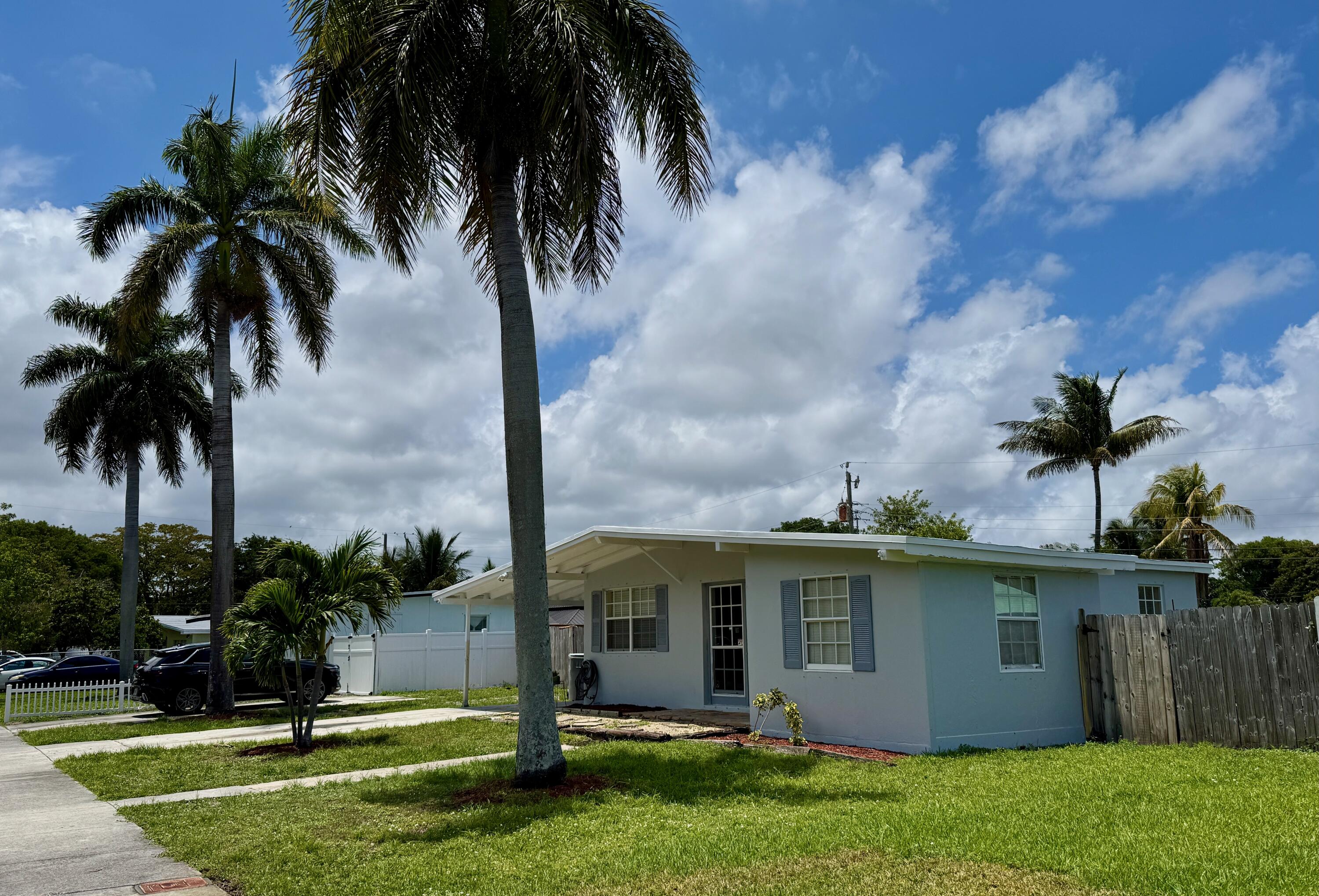 POMPANO BEACH HIGHLANDS 3RD SEC - Residential