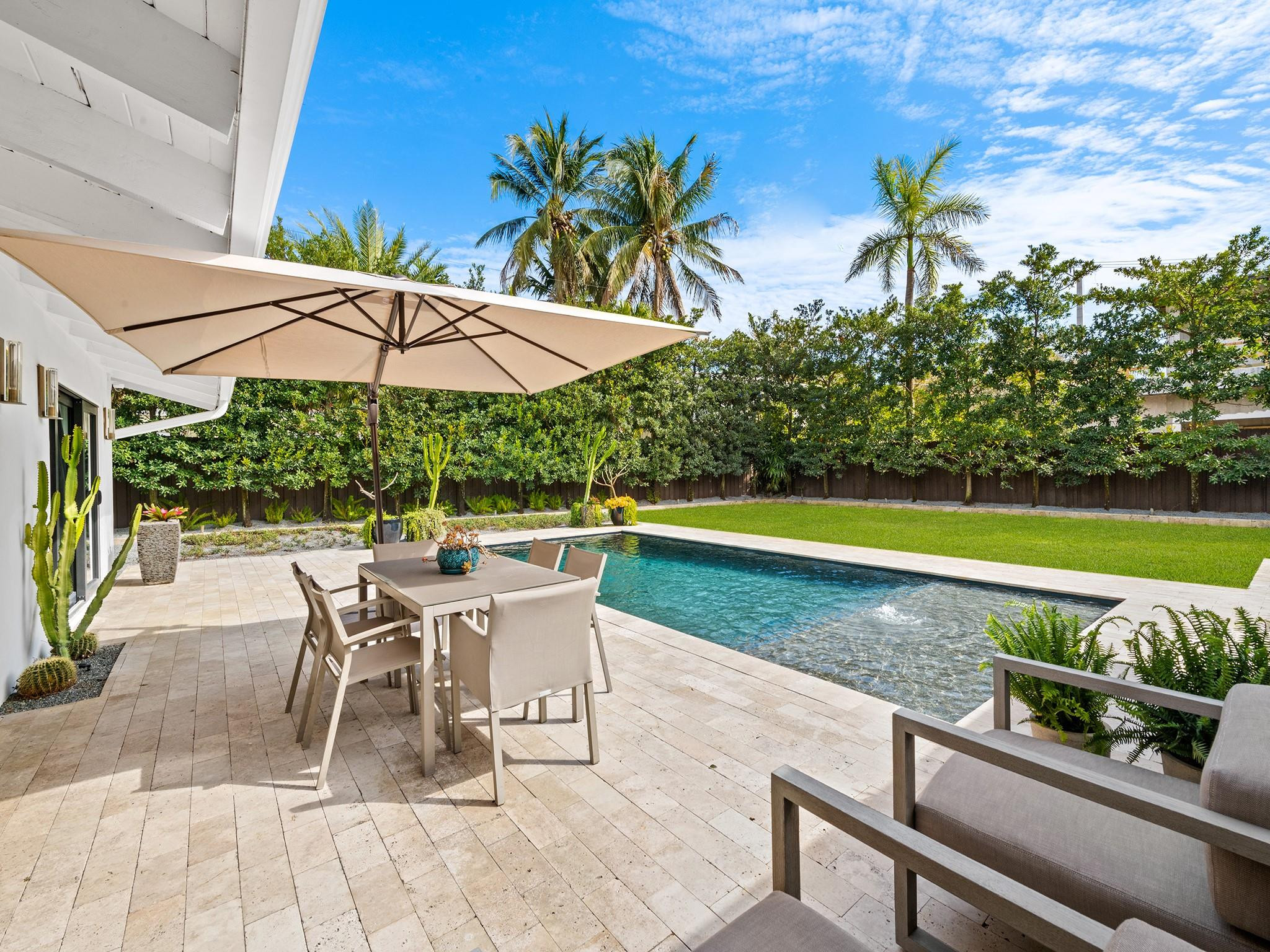 Coral Ridge - Residential