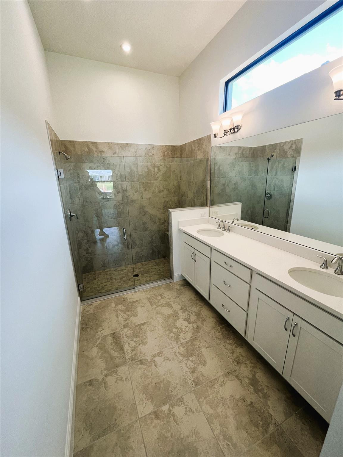 VERANO SOUTH PUD 1 - POD - Residential Lease