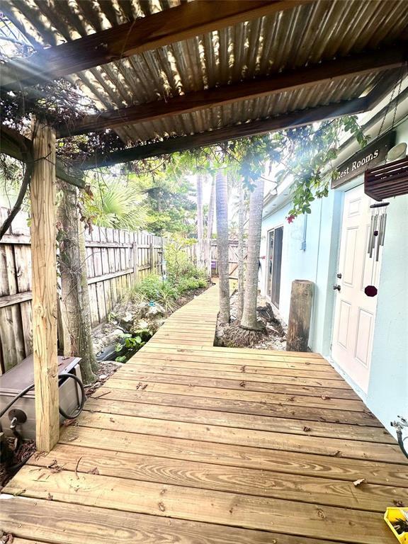 TWIN LAKES RESUB OF BLKS 11 12 - Residential