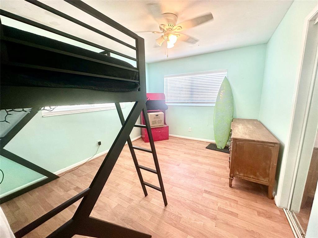 TWIN LAKES RESUB OF BLKS 11 12 - Residential