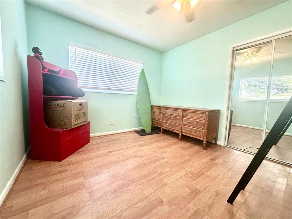 TWIN LAKES RESUB OF BLKS 11 12 - Residential