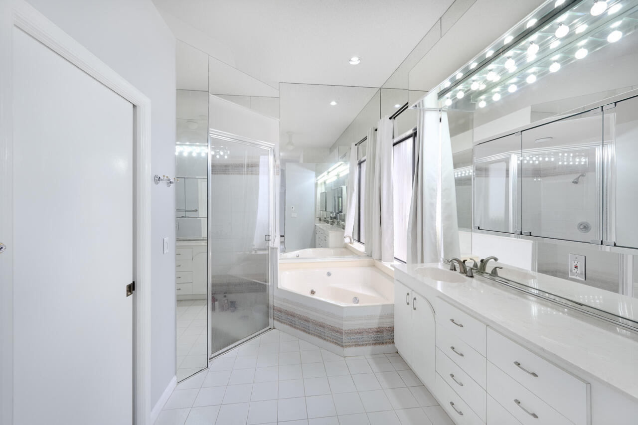 OAK RUN - Residential