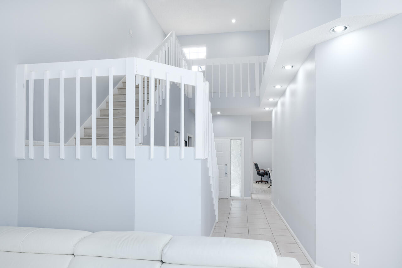 OAK RUN - Residential