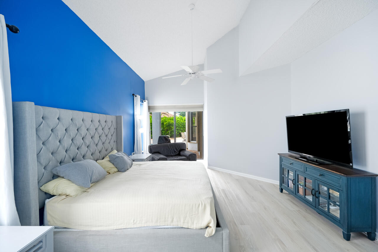 OAK RUN - Residential