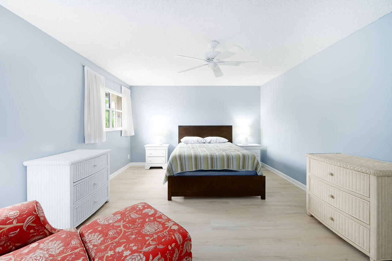 OAK RUN - Residential