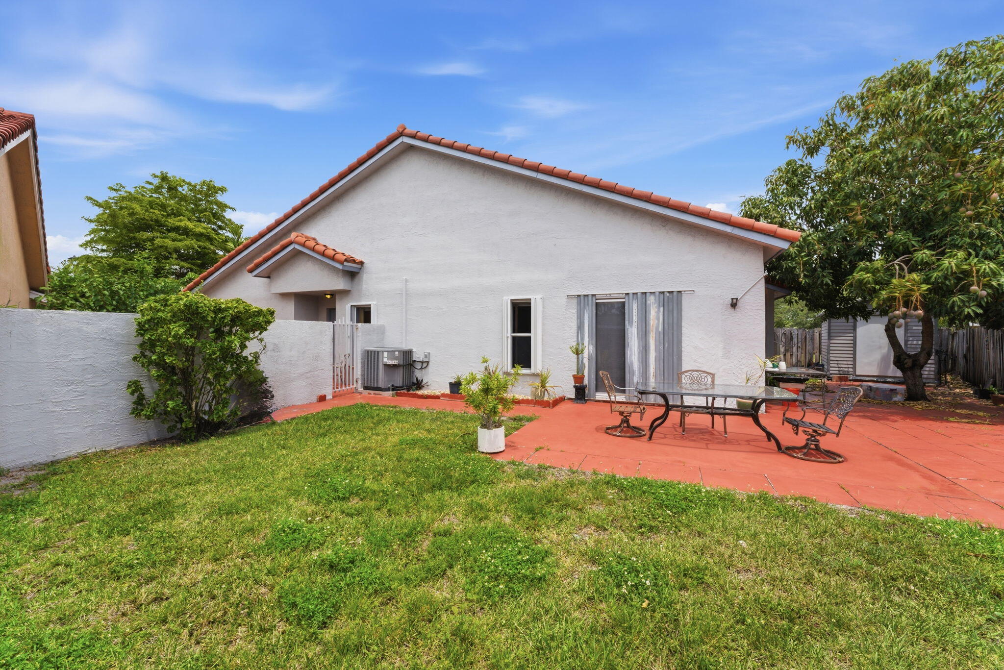 MONTERREY 1ST ADDN - Residential