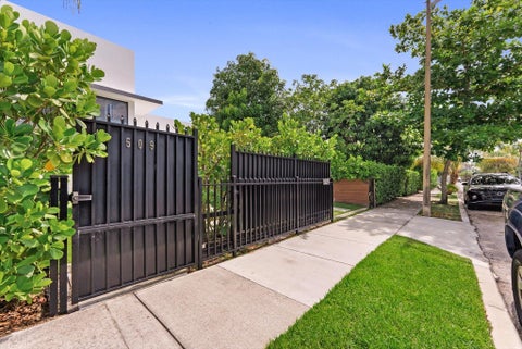 Tiny photo for 509 38th Street, West Palm Beach, FL 33407 (MLS # B26054061)