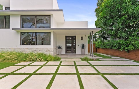 Tiny photo for 509 38th Street, West Palm Beach, FL 33407 (MLS # B26054061)