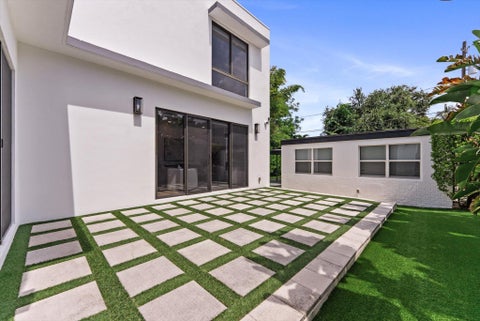 Tiny photo for 509 38th Street, West Palm Beach, FL 33407 (MLS # B26054061)