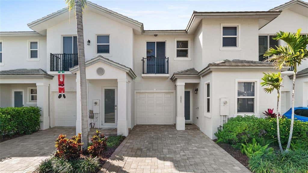 Photo of 6989 Pines Circle #Gg 39, Coconut Creek, FL 33073 (MLS # B26044942)