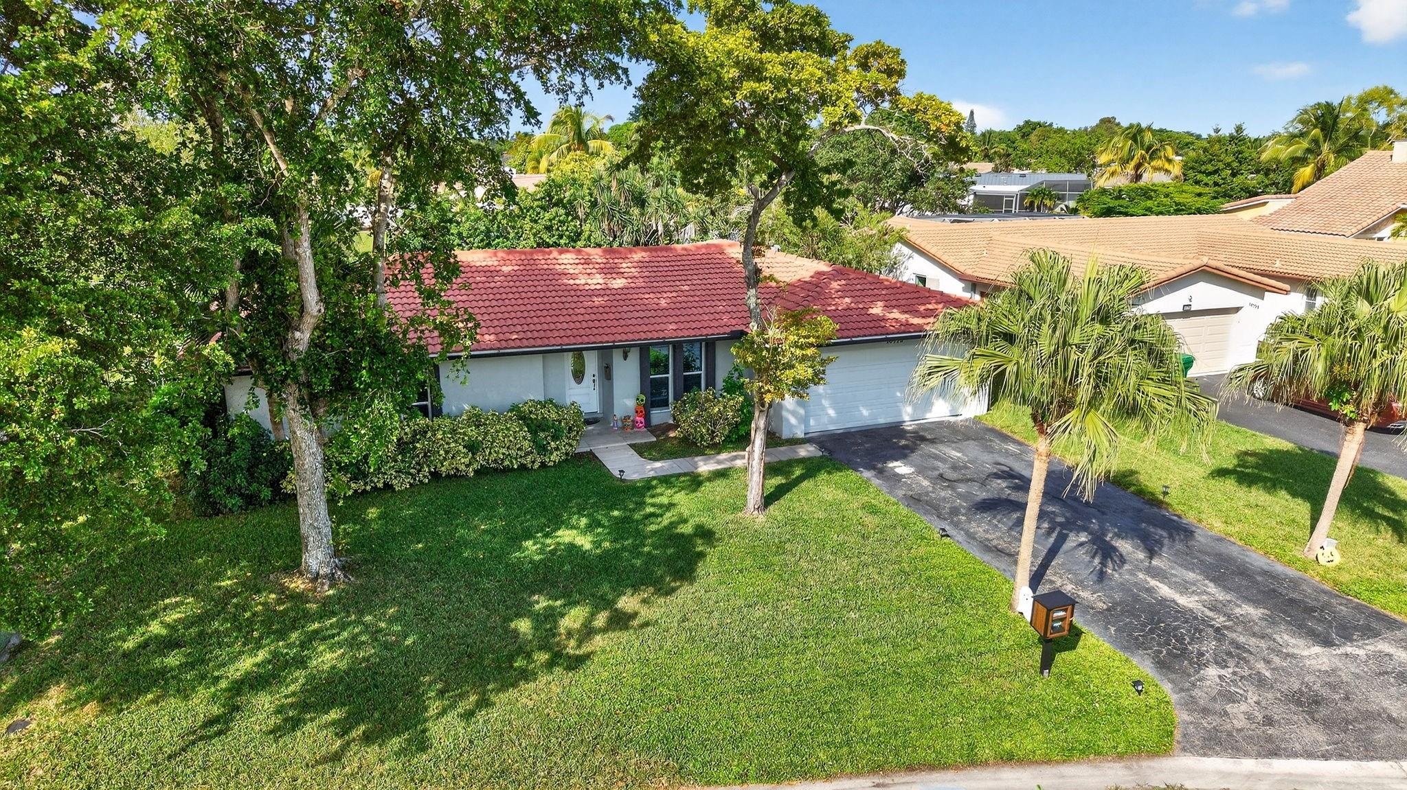 The Windings 70-44 B - Residential