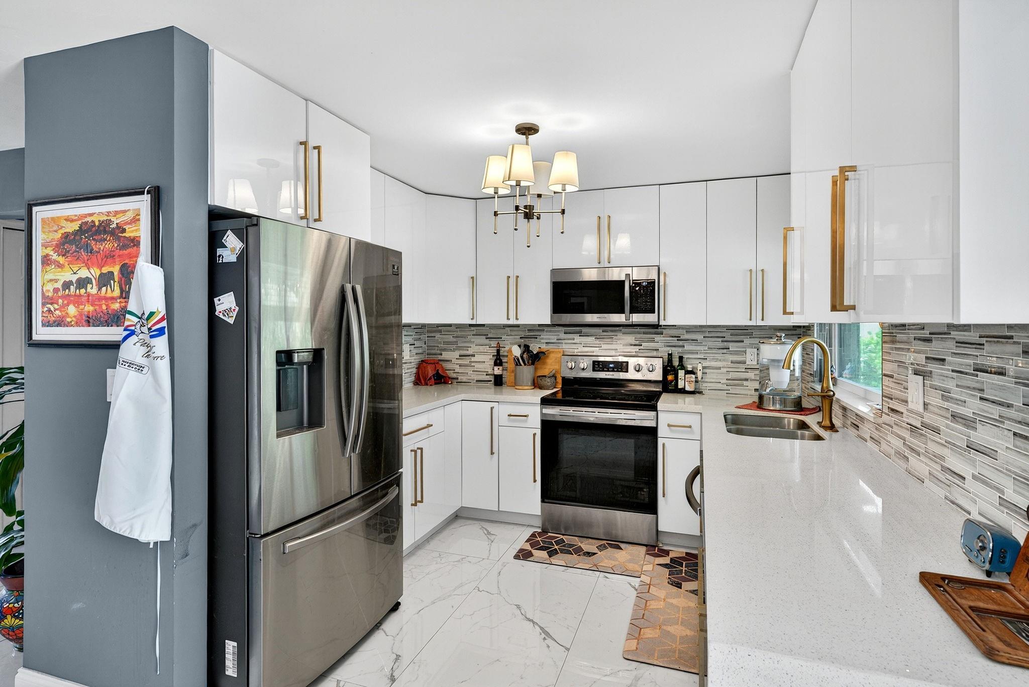 The Windings 70-44 B - Residential