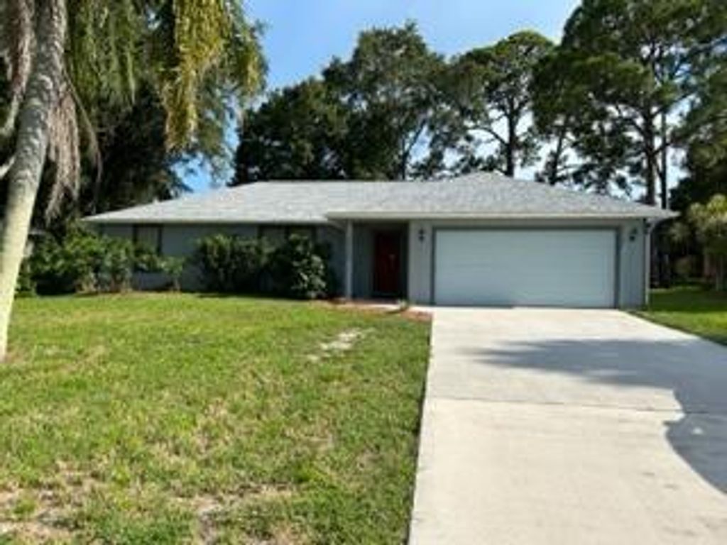 Photo of 8505 Fort Pierce Boulevard, Fort Pierce, FL 34951 (MLS # R10910624)