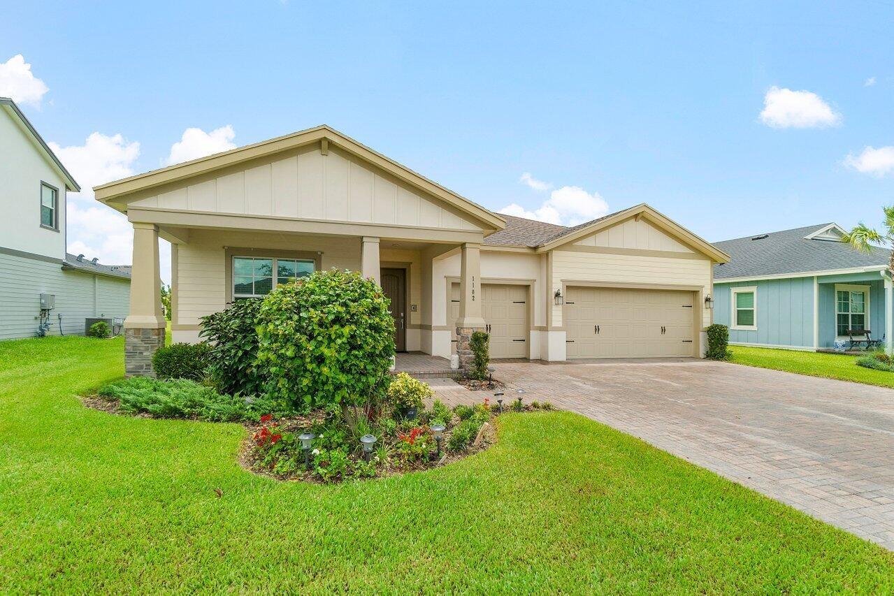 1102 Haywagon Trail