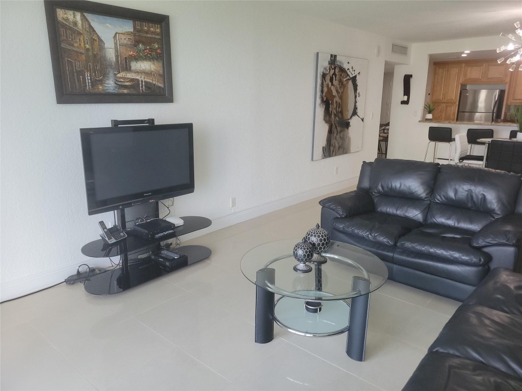 OCEAN RESERVE - Residential