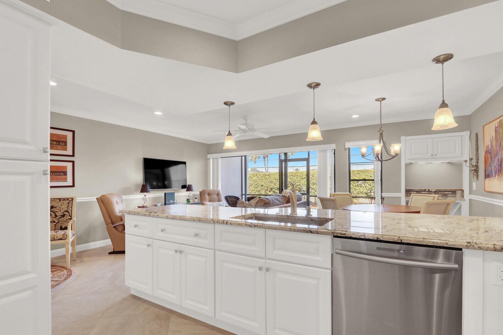 JUPITER OCEAN AND RACQUET - Residential Lease