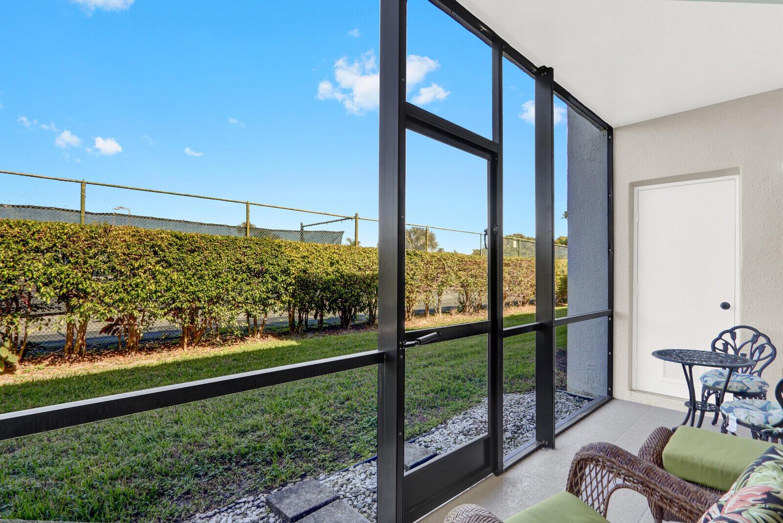 JUPITER OCEAN AND RACQUET - Residential Lease