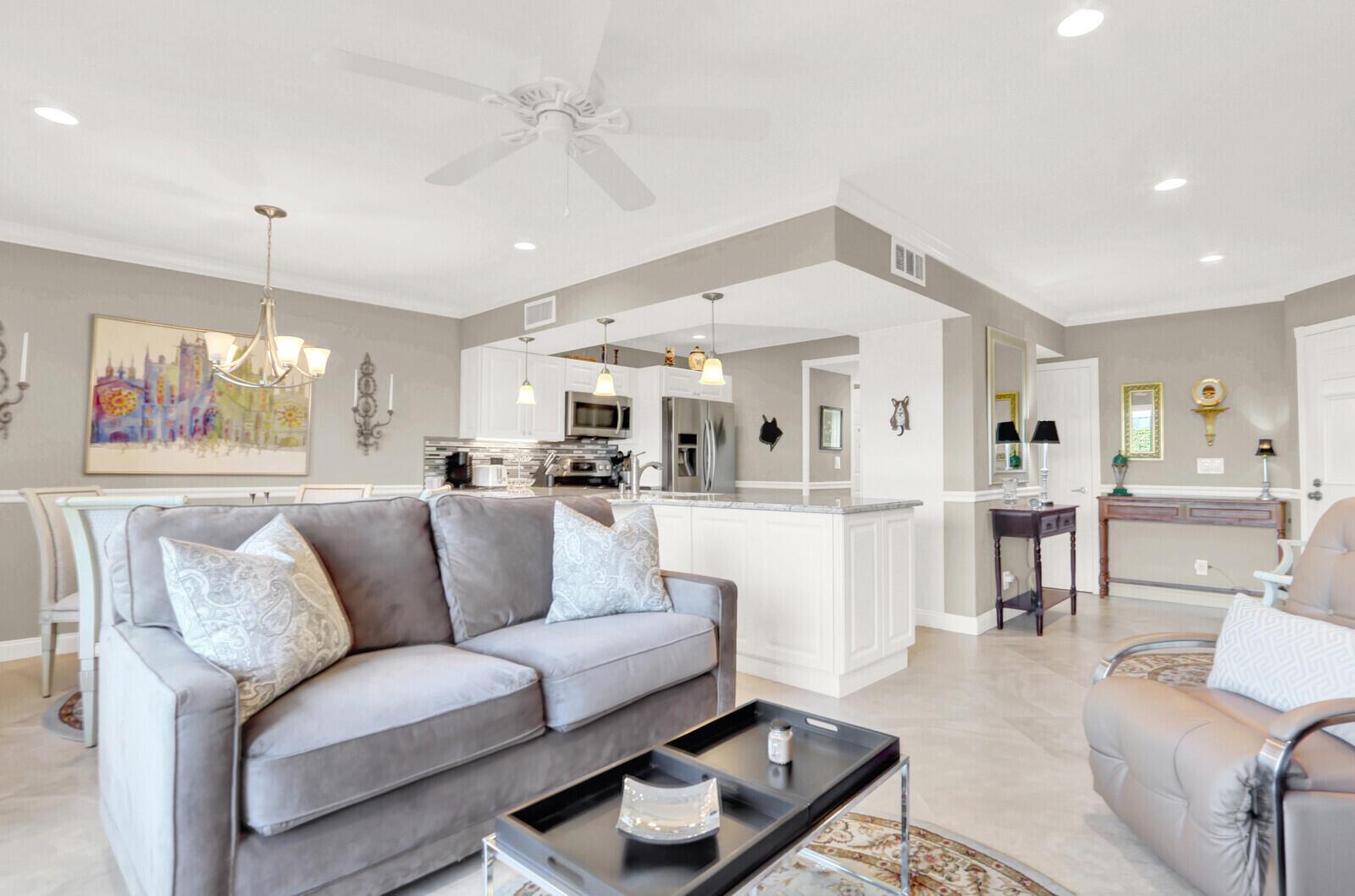 JUPITER OCEAN AND RACQUET - Residential Lease