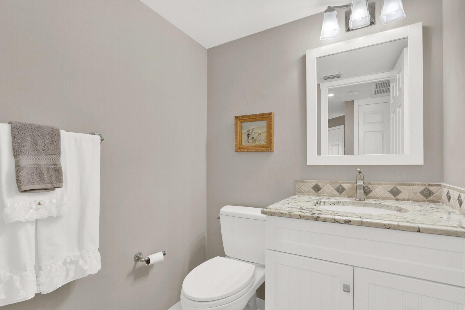 JUPITER OCEAN AND RACQUET - Residential Lease