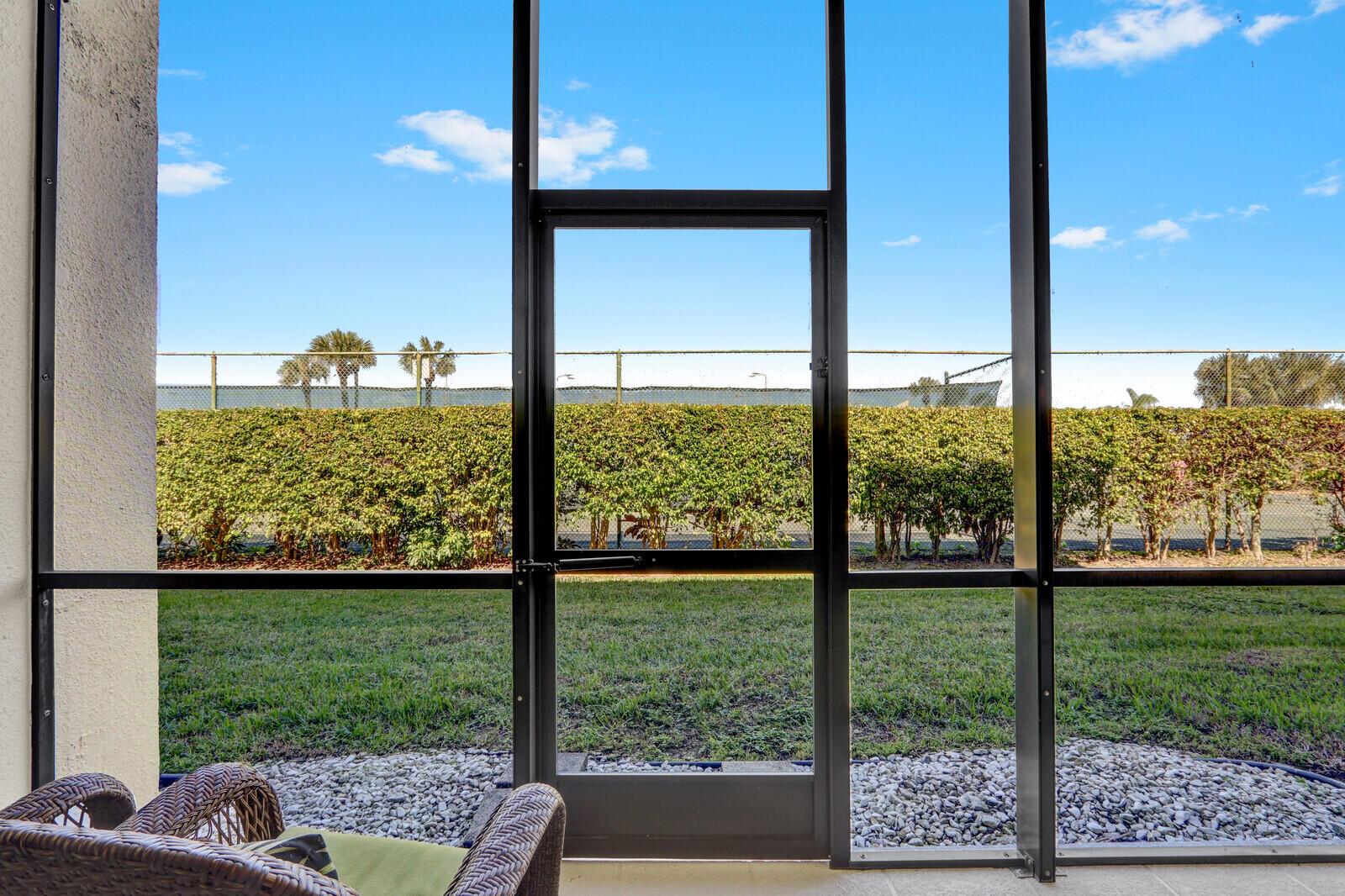 JUPITER OCEAN AND RACQUET - Residential Lease