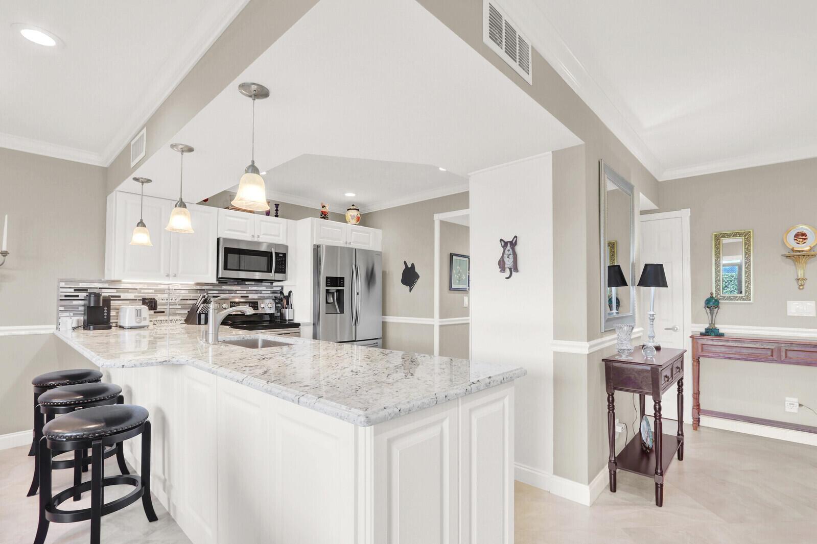 JUPITER OCEAN AND RACQUET - Residential Lease