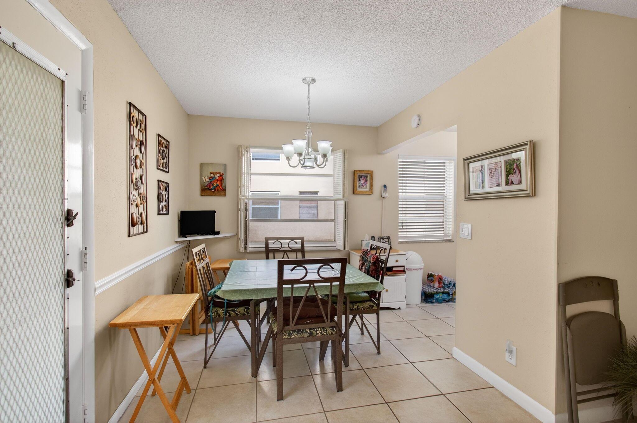 KINGS POINT - Residential