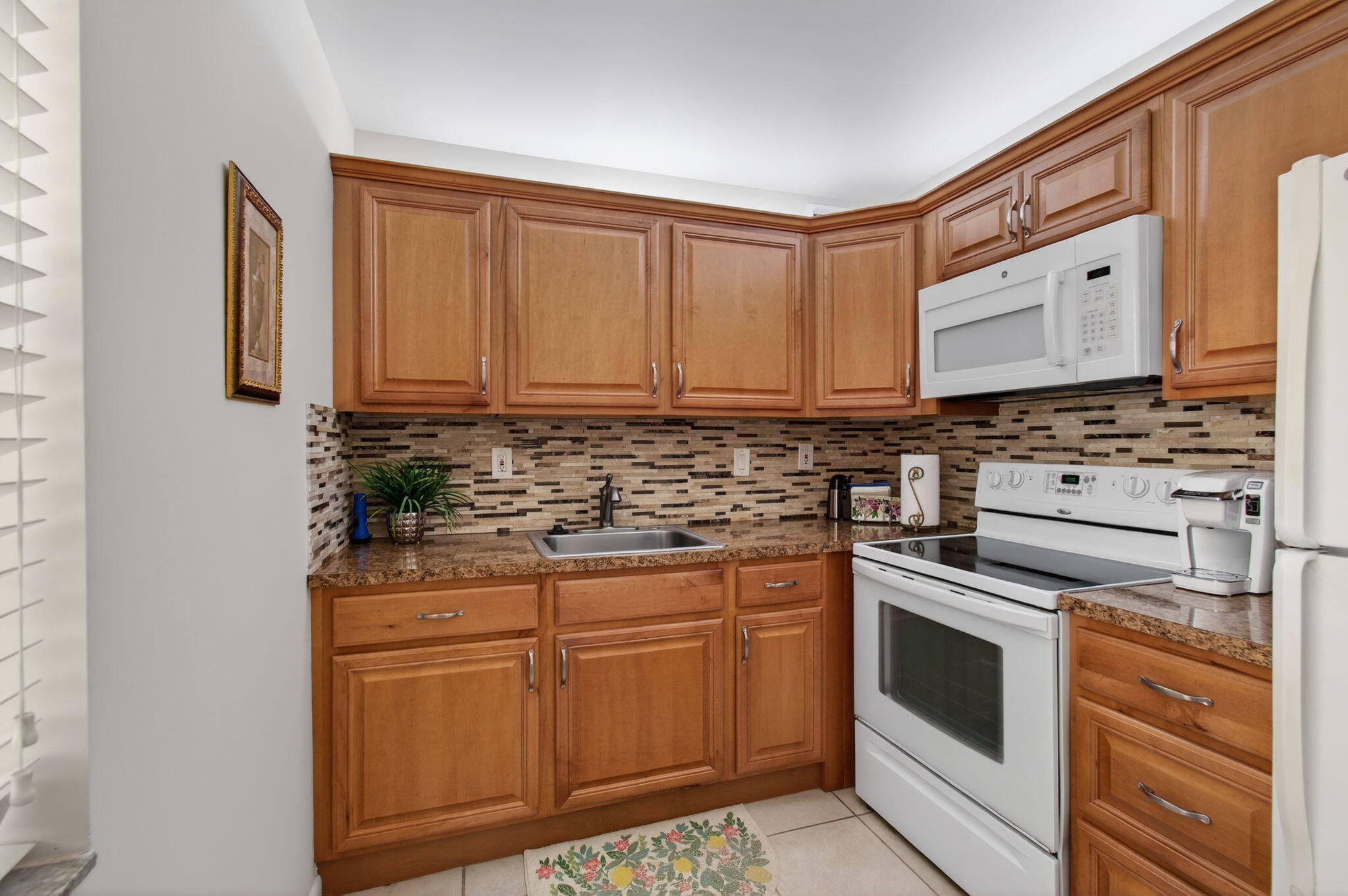 KINGS POINT - Residential