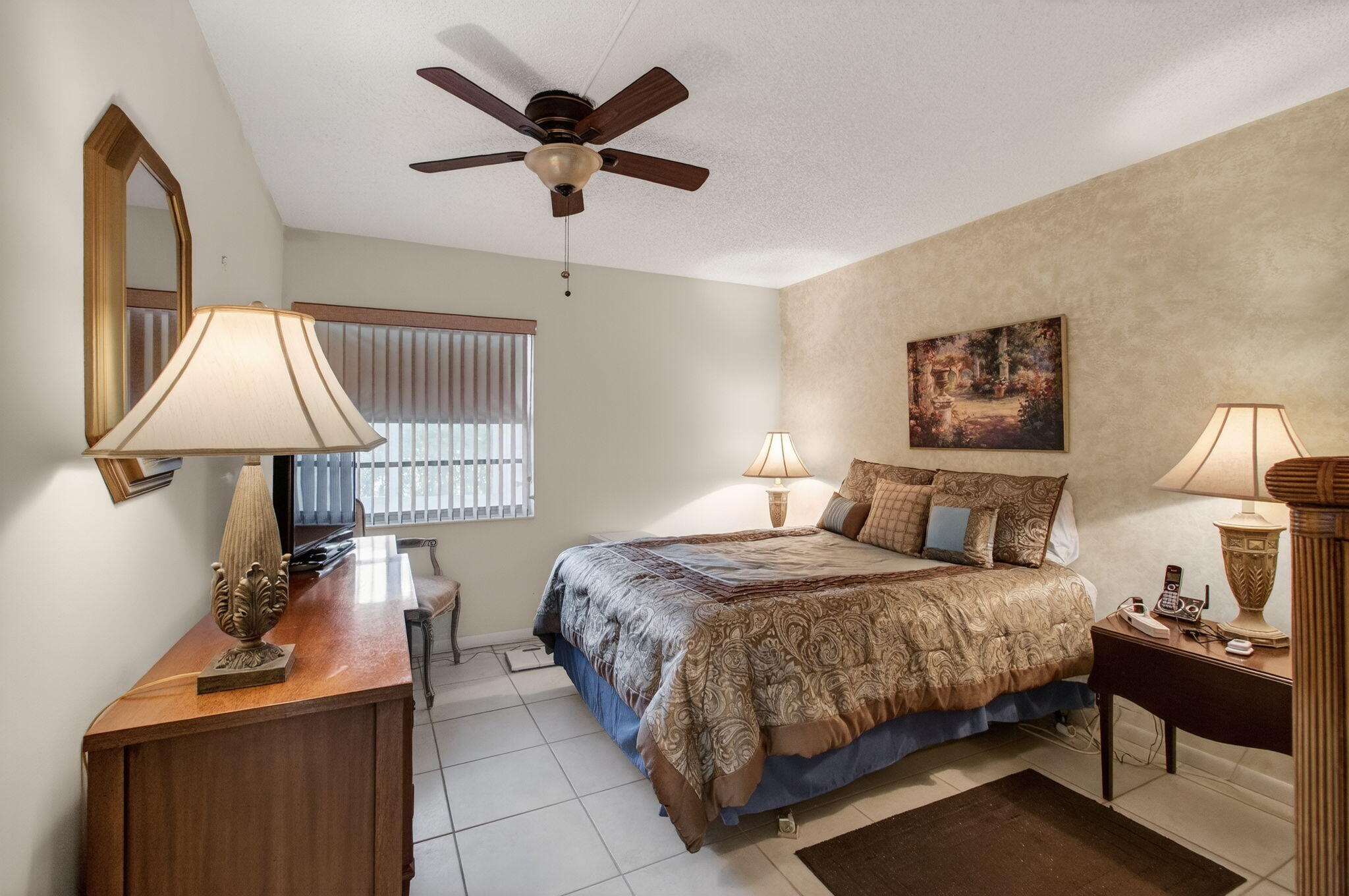 KINGS POINT - Residential