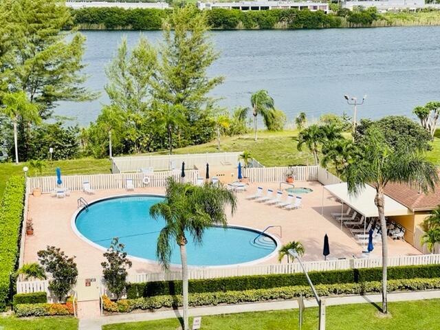 WATERS EDGE TOWERS CONDO - Residential Lease