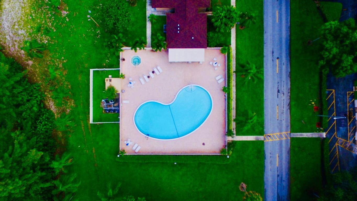 WATERS EDGE TOWERS CONDO - Residential Lease