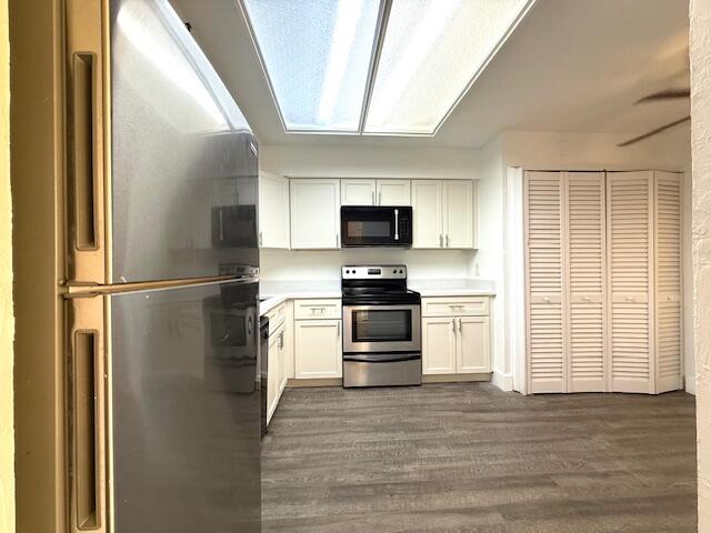 WATERS EDGE TOWERS CONDO - Residential Lease