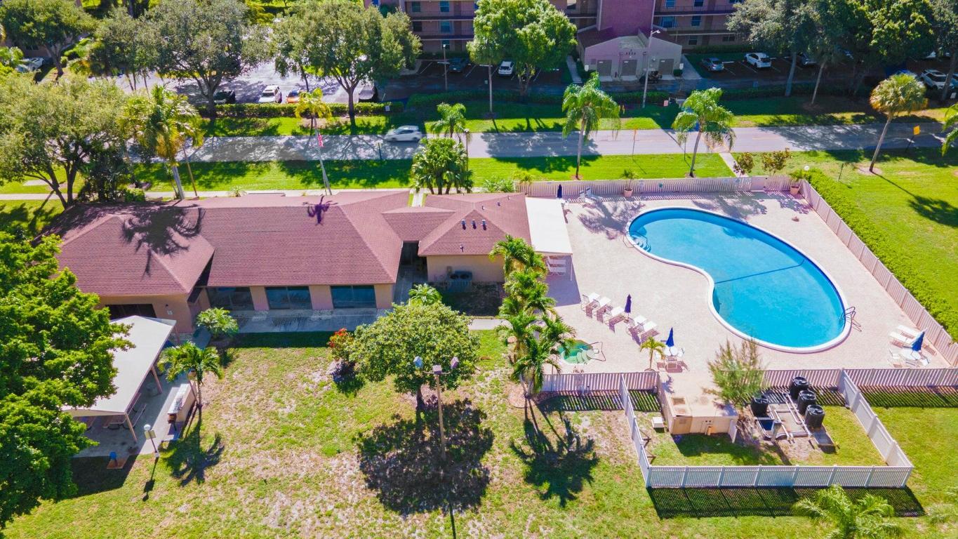 WATERS EDGE TOWERS CONDO - Residential Lease