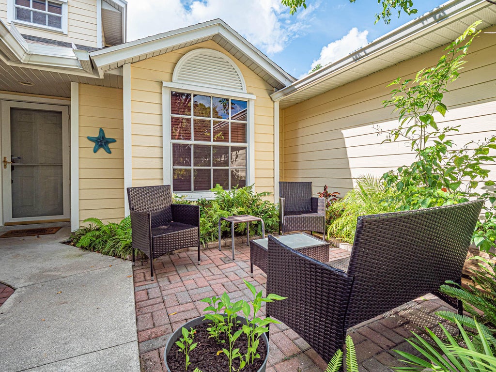 Photo of 559 6TH Street, Vero Beach, FL 32962 (MLS # B26073649)