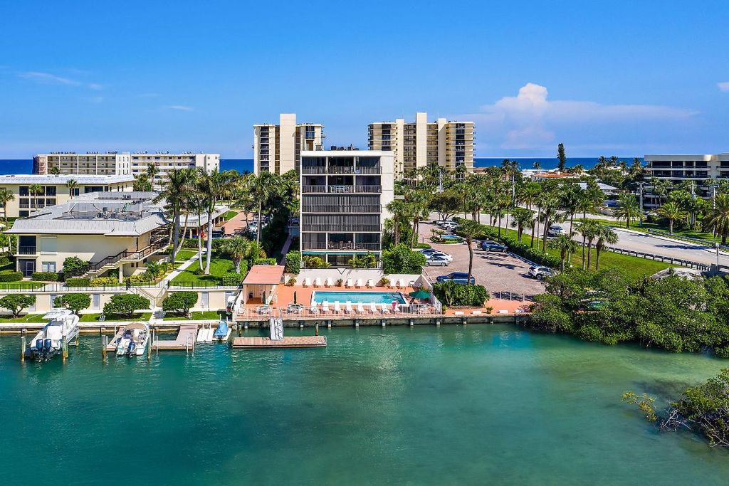 Photo of 225 Beach Road #401, Tequesta, FL 33469 (MLS # R10963198)