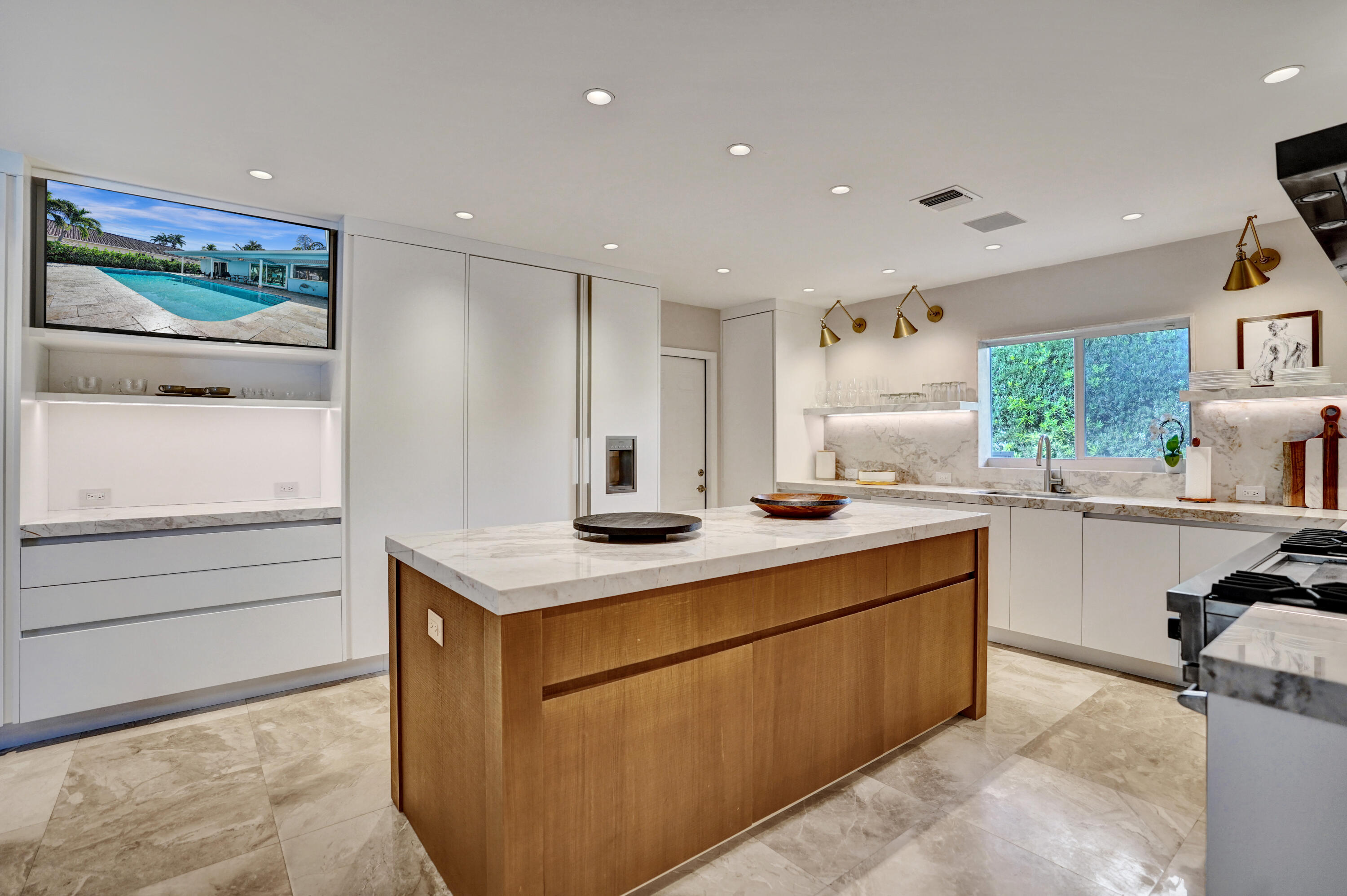 LITTLE HARBOR ON THE HILLSBORO - Residential