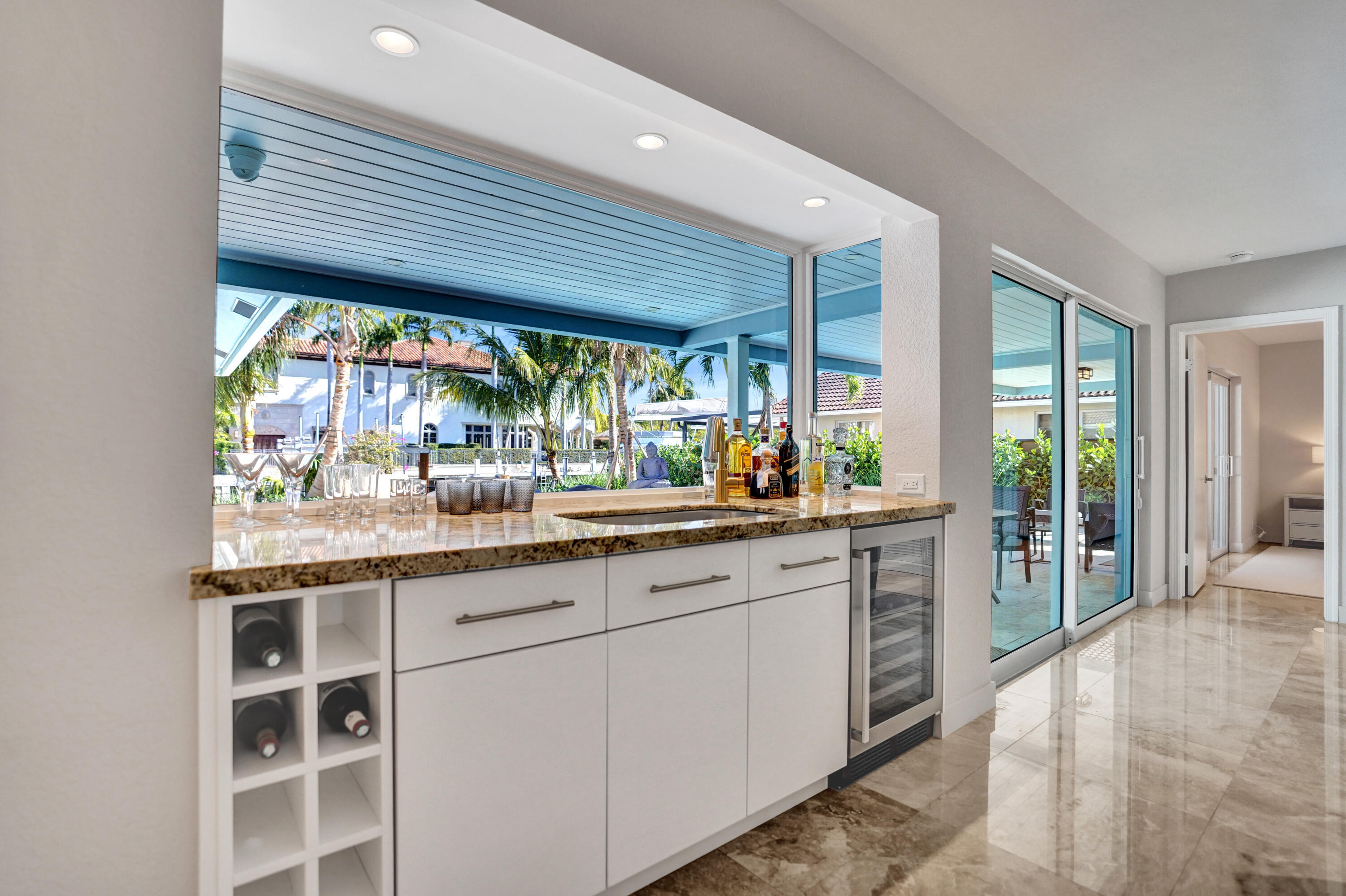 LITTLE HARBOR ON THE HILLSBORO - Residential