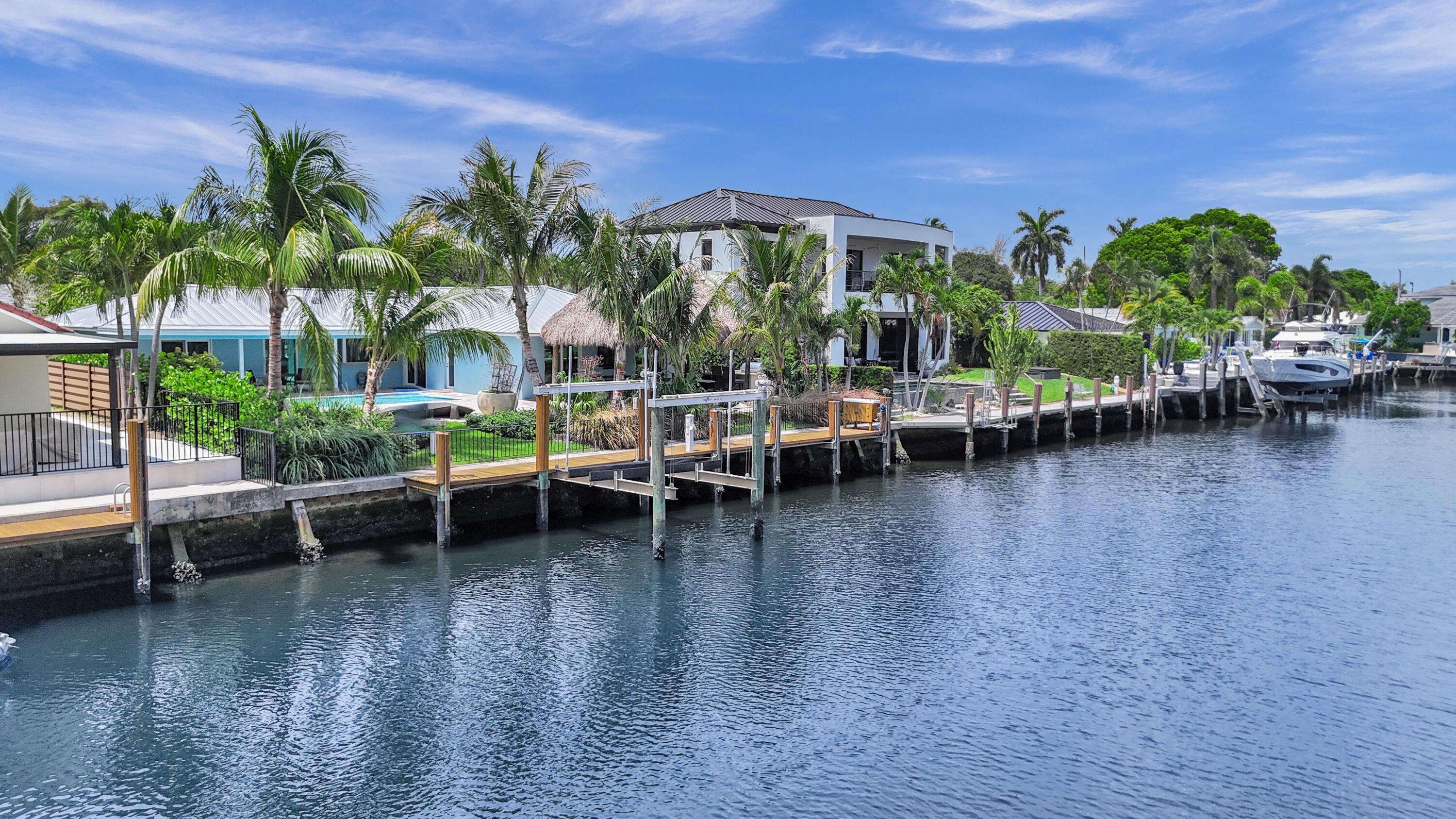 LITTLE HARBOR ON THE HILLSBORO - Residential