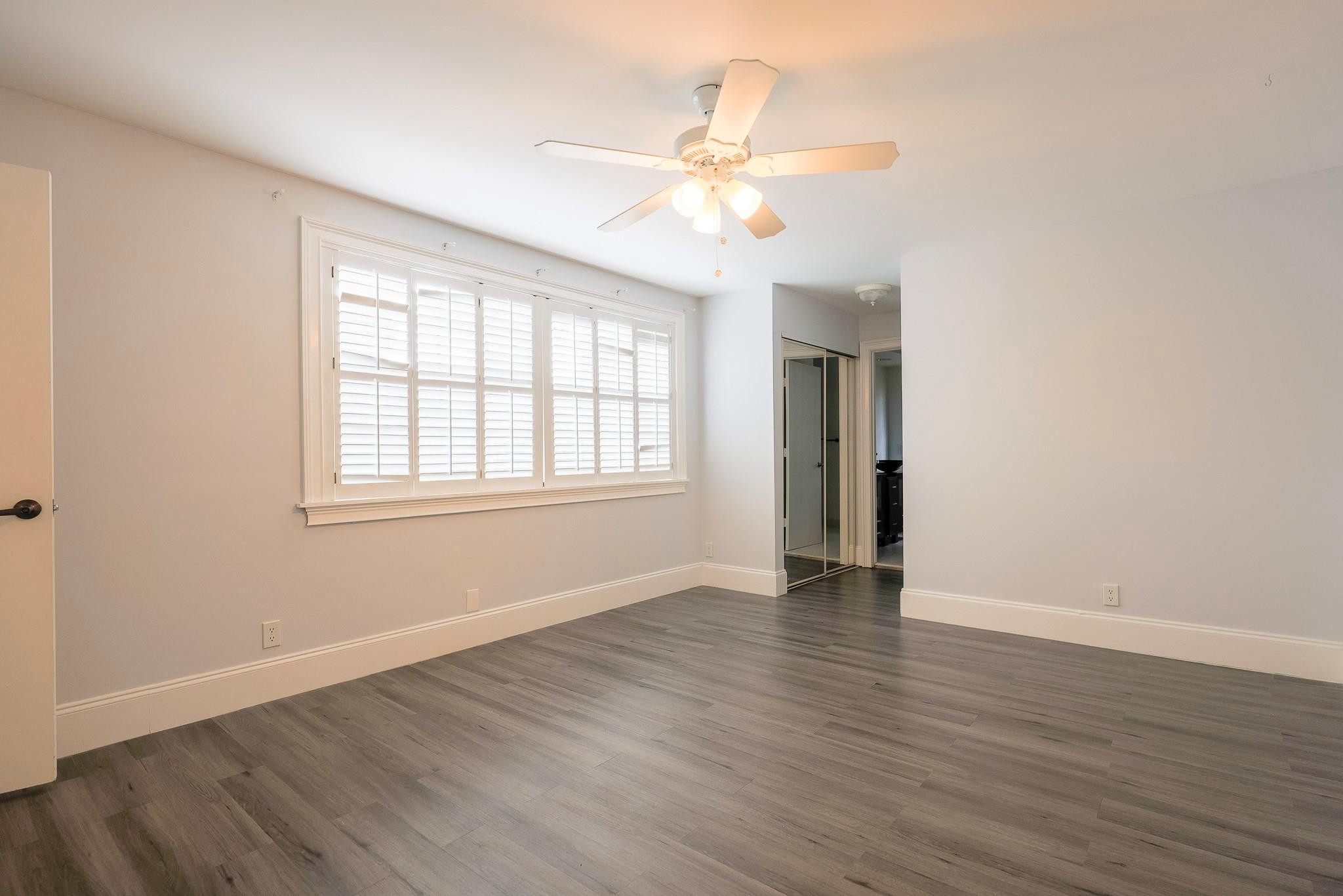 EMBASSY LAKES - Residential Lease