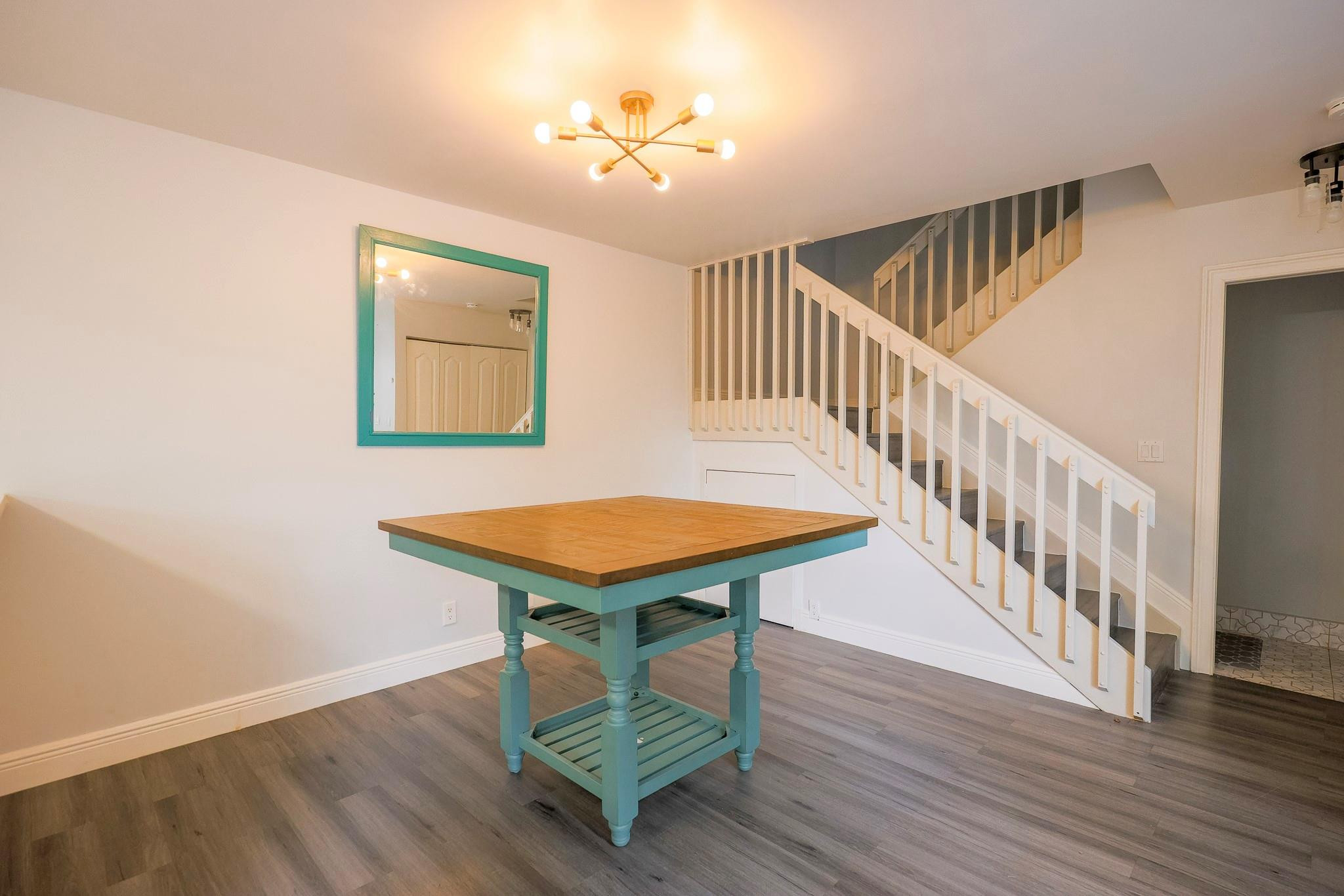 EMBASSY LAKES - Residential Lease