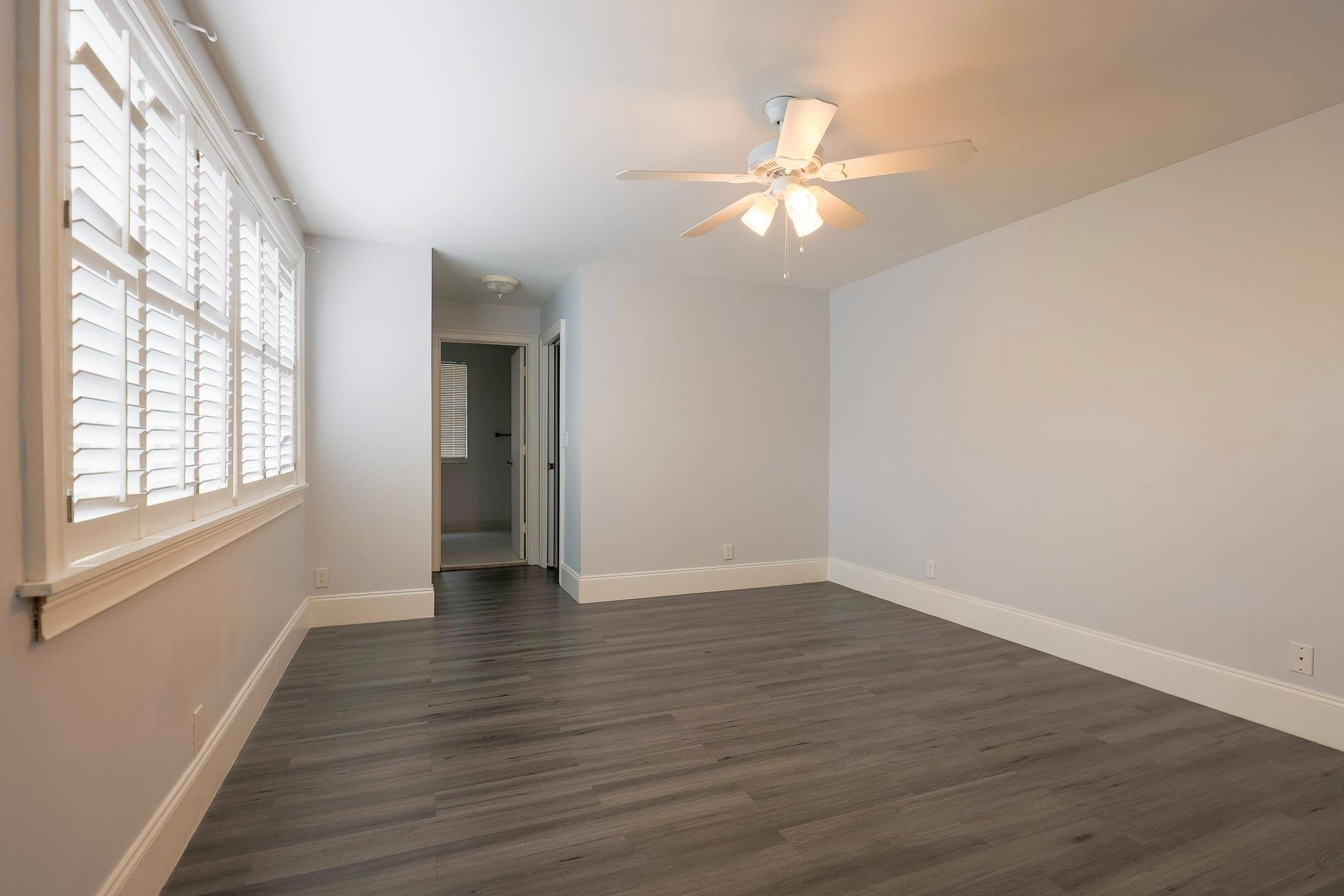 EMBASSY LAKES - Residential Lease