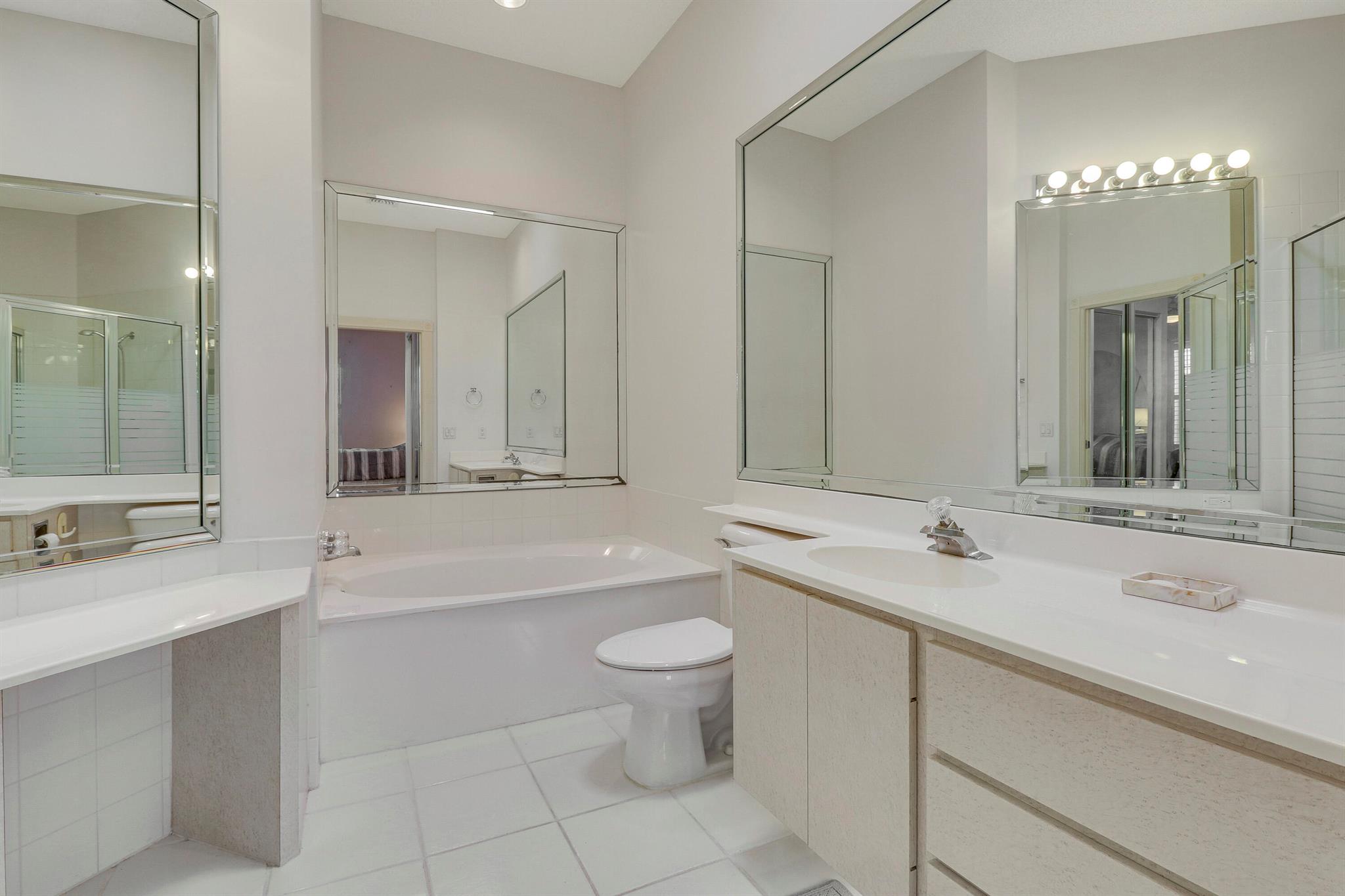 The Lakes at St. Lucie West - Residential