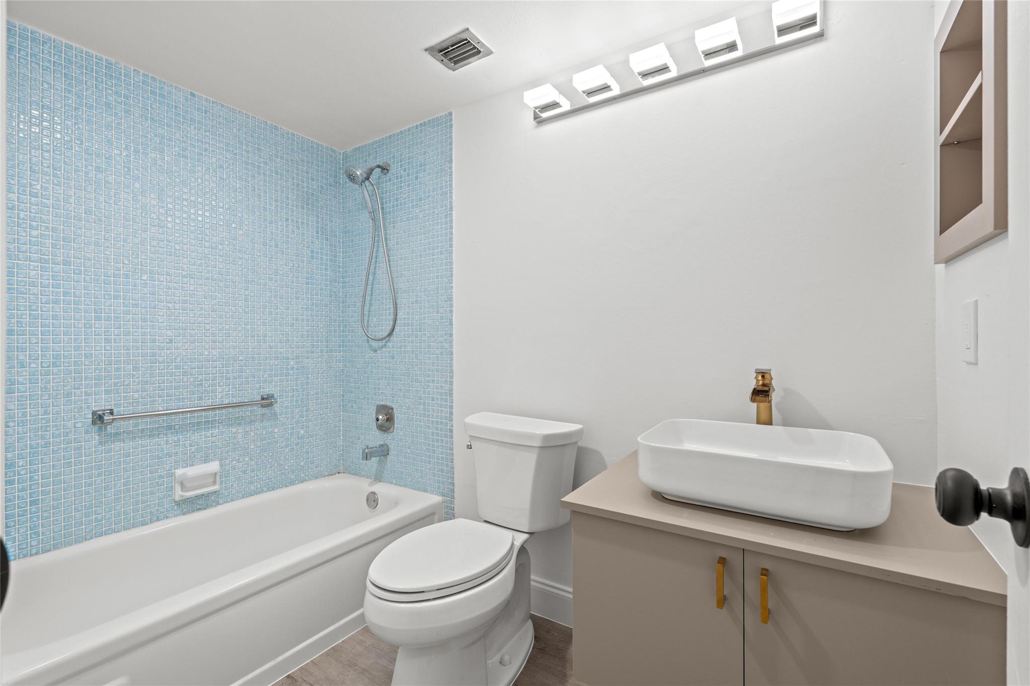 Century Village at Boca R - Residential