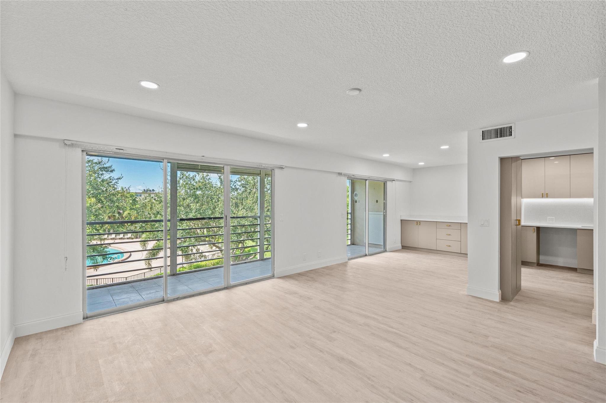 Century Village at Boca R - Residential